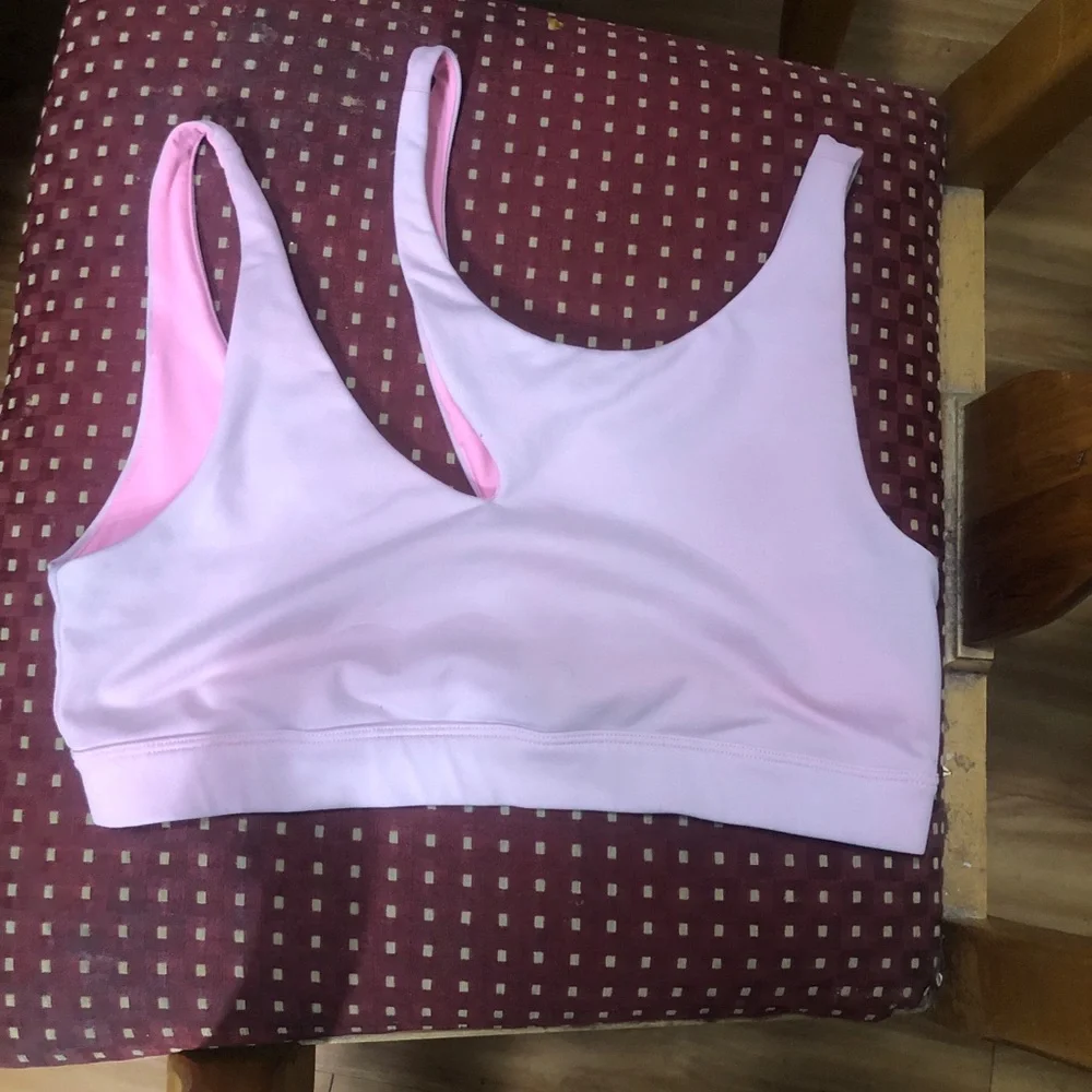 ALO Yoga Pink Sports Bra,Top Size M